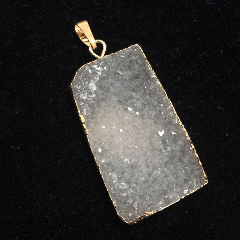 Pennant or charm